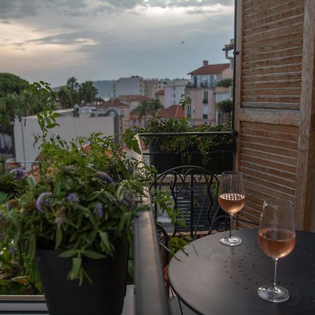 Unique Boutique Hotel Antibes Juan-Les-Pins Zewnętrze zdjęcie
