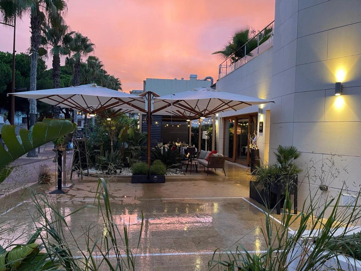 Unique Boutique Hotel Antibes Juan-Les-Pins Zewnętrze zdjęcie