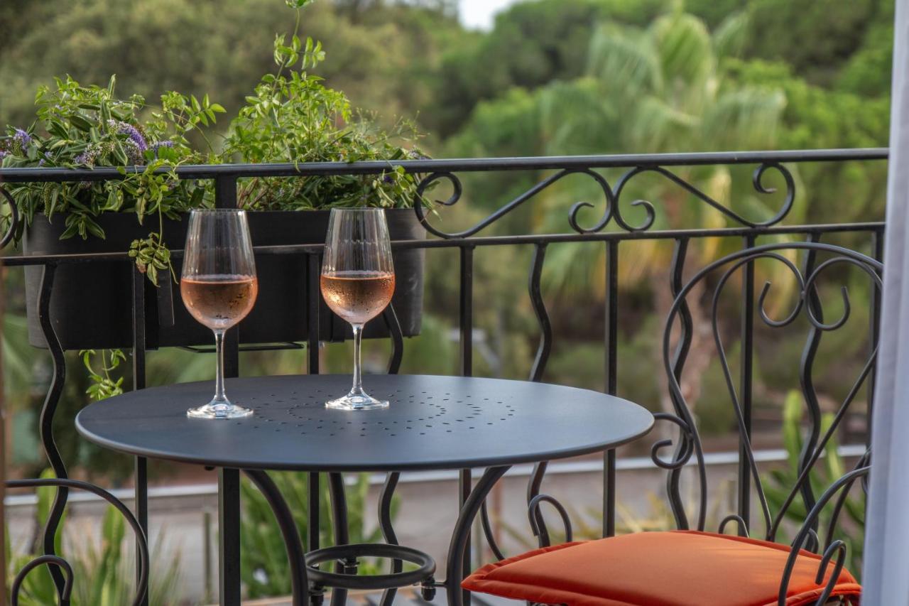 Unique Boutique Hotel Antibes Juan-Les-Pins Zewnętrze zdjęcie
