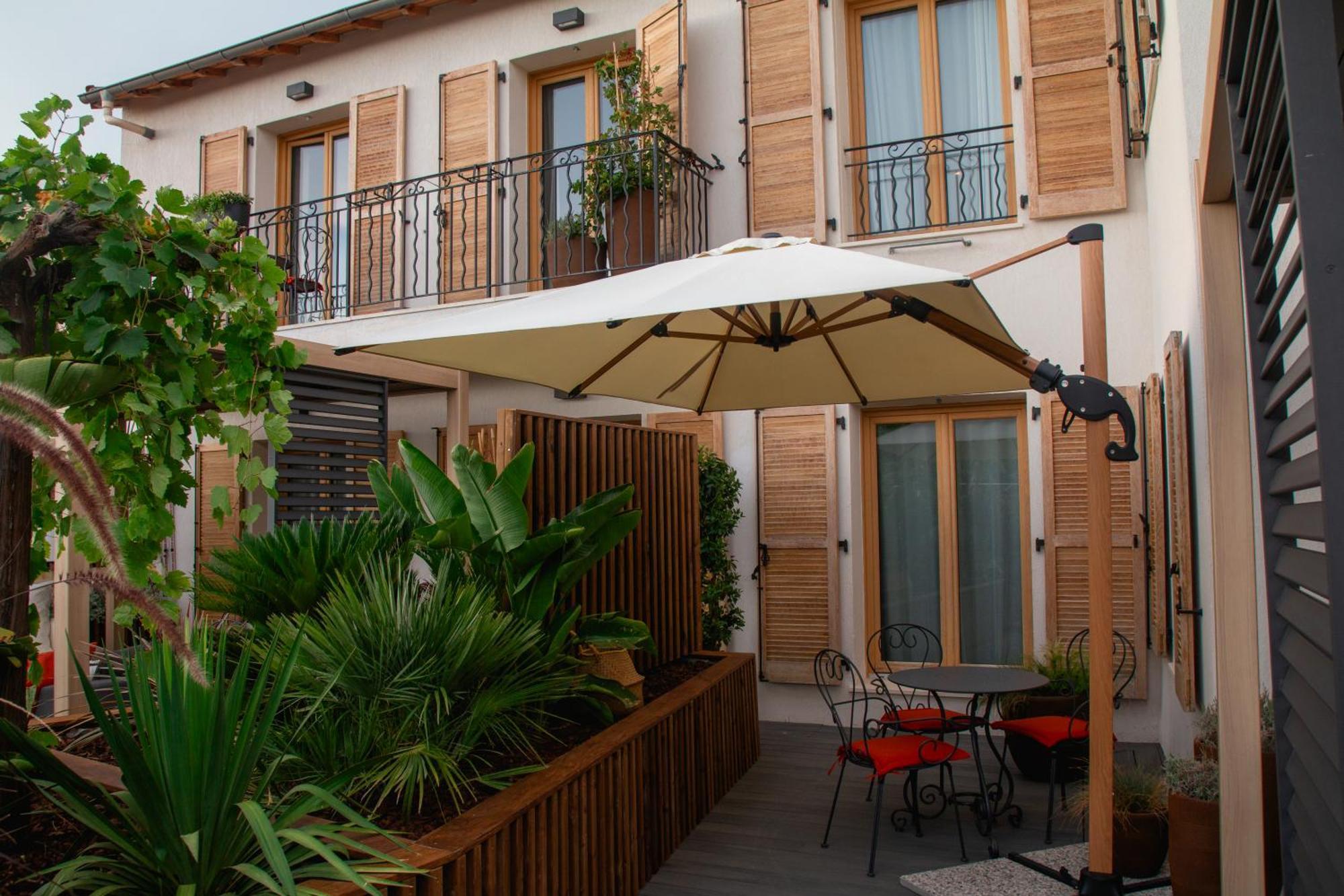 Unique Boutique Hotel Antibes Juan-Les-Pins Zewnętrze zdjęcie